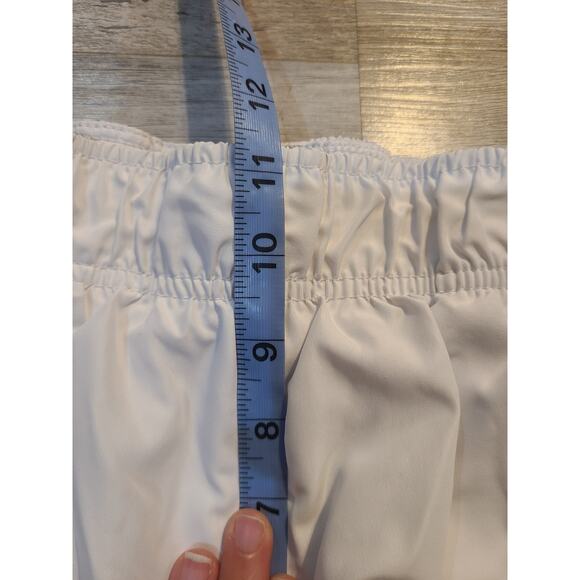 Athletic L 12-14 women's white athletic shorts with liner - Picture 8 of 9